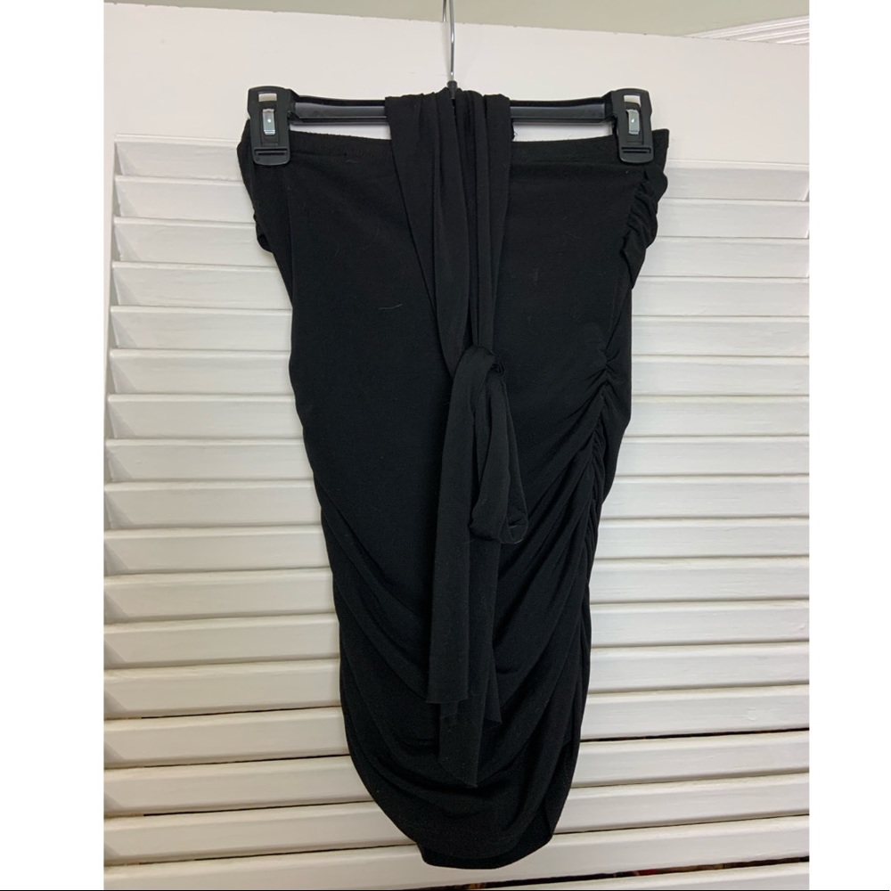 SM Beiza black neck wrap tube top